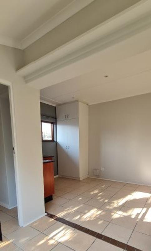 To Let 1 Bedroom Property for Rent in Strand Western Cape
